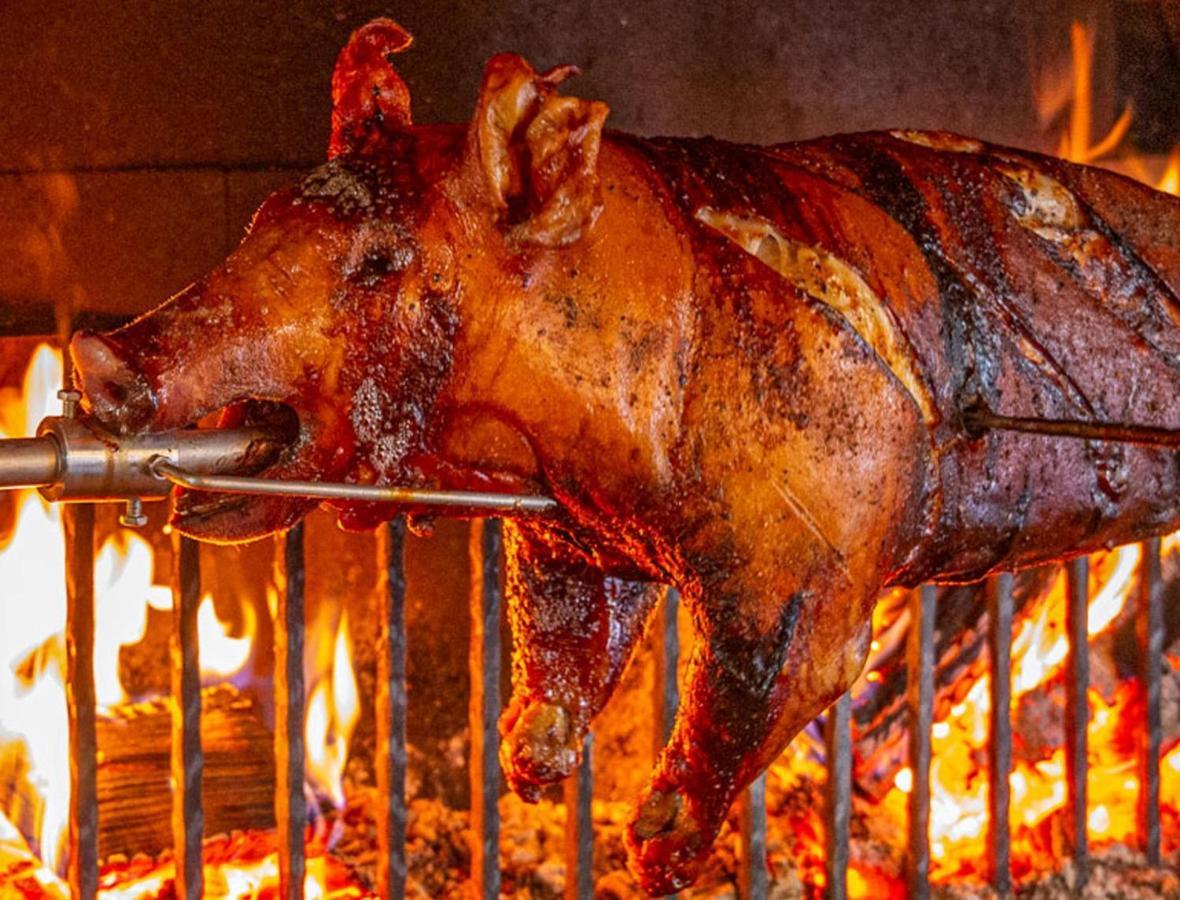 Weingut Und Pension Markus Kochems Mesenich Bagian luar foto